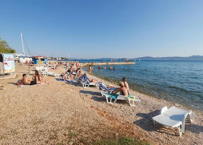 Appartement Awesome In With Wifi Zadar